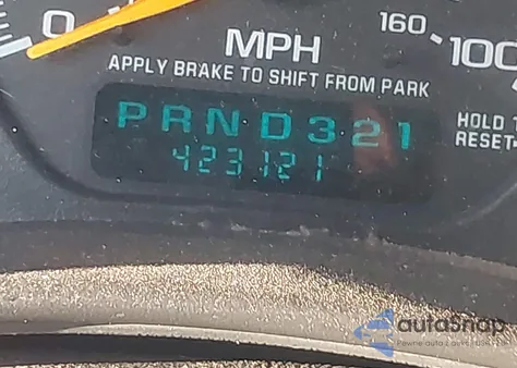 2000 Chevrolet Silverado 1500 Ls z USA, uszkodzony, nr VIN 1GCEK19T7YE208409